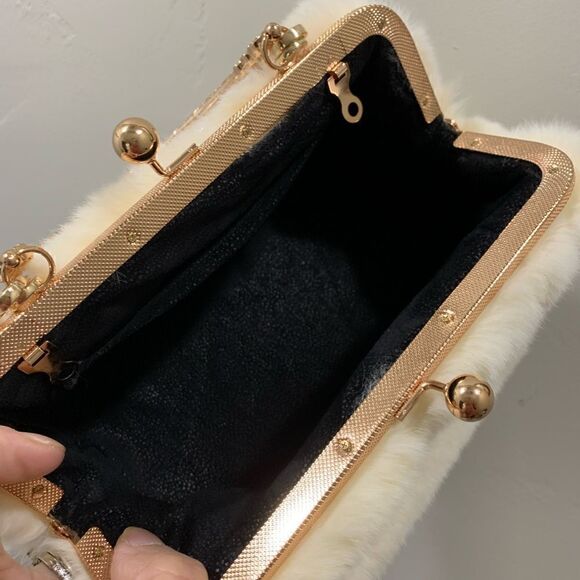 Handmade Real Rex Rabbit Fur Kisslock Top Handle bag/Crossbody & 2 Chain Styles - Picture 16 of 16